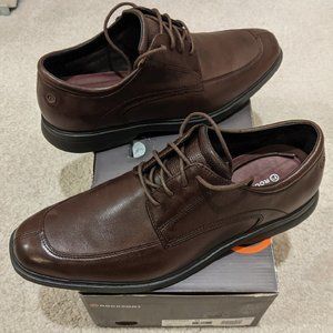New Men's Rockport brown leather shoes size 9.5